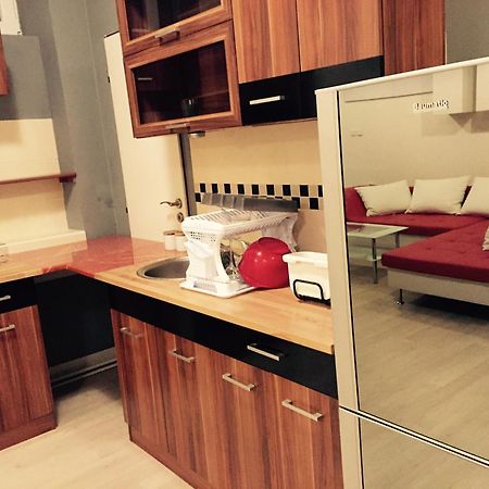 Old Town Boutique Apartments Ліберець Екстер'єр фото