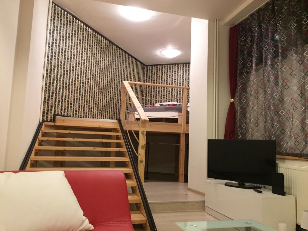 Old Town Boutique Apartments Ліберець Екстер'єр фото