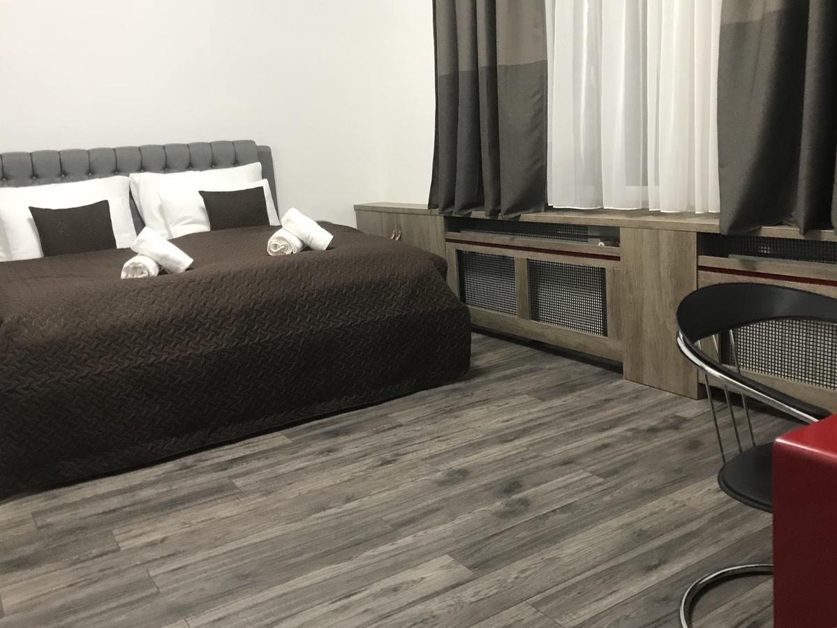 Old Town Boutique Apartments Ліберець Екстер'єр фото