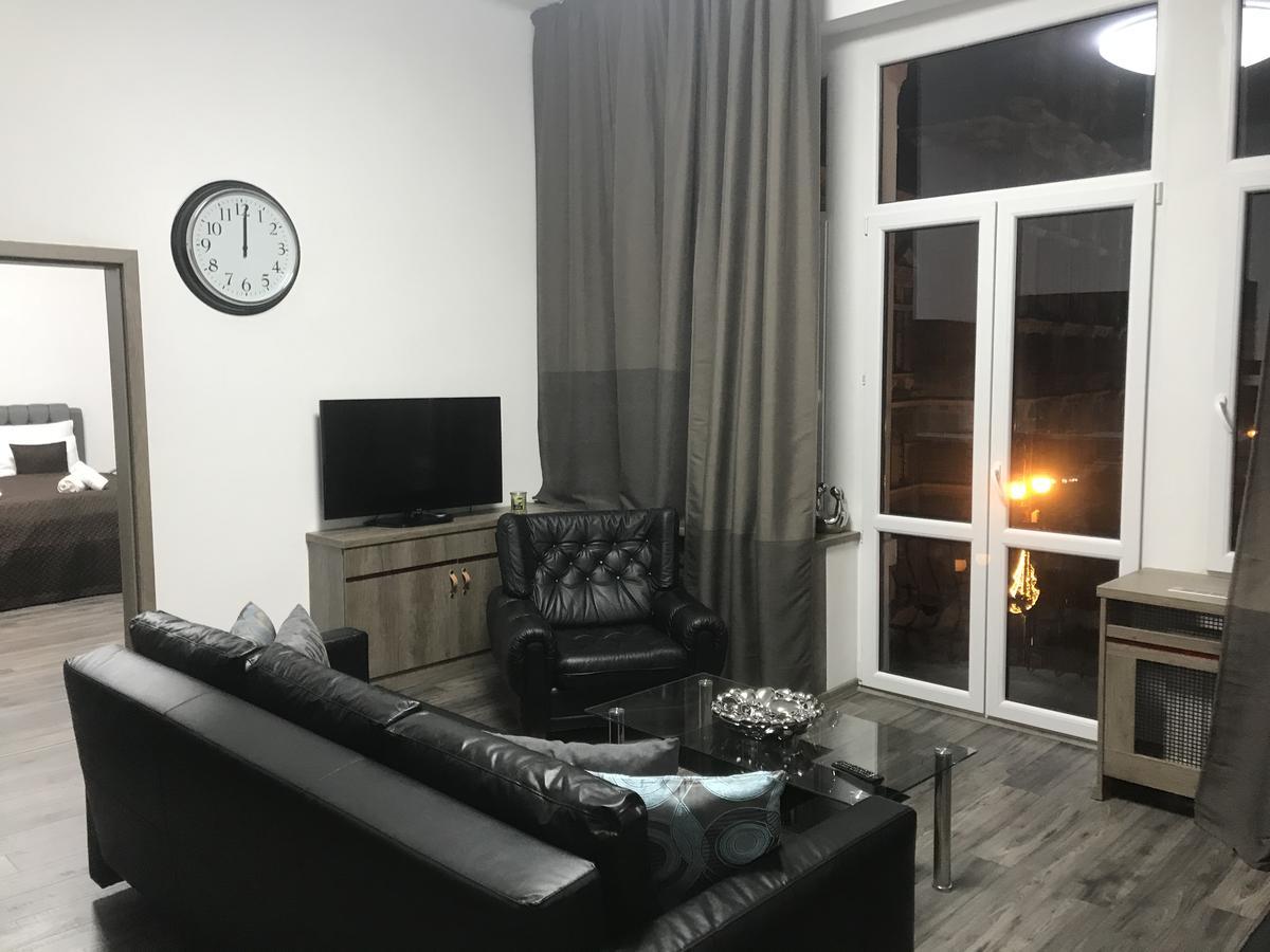 Old Town Boutique Apartments Ліберець Екстер'єр фото