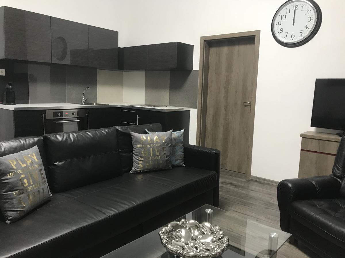 Old Town Boutique Apartments Ліберець Екстер'єр фото